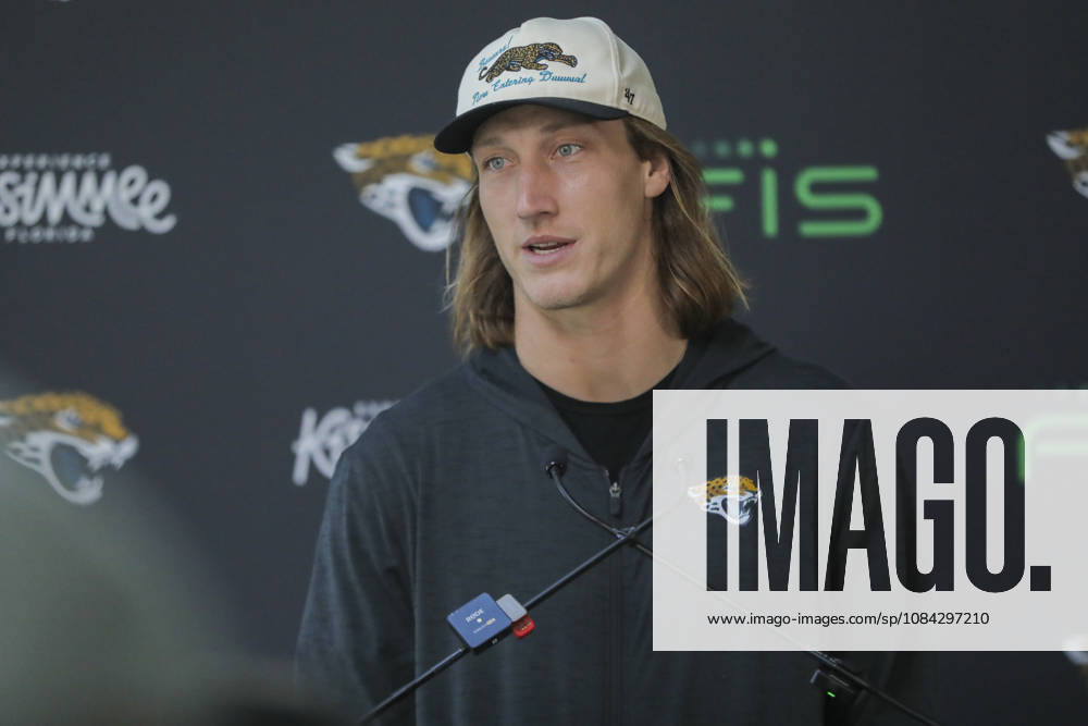 Trevor Lawrence of the Jacksonville Jaguars Q&A during the Jacksonville Jaguars team practise and media as part of the London NFL, American Football Herren, USA Series 2026, at the Grove, Chandler’s Cross, Hertfordshire, England, on 09 October 2026. Jody Demay - Davies SPP