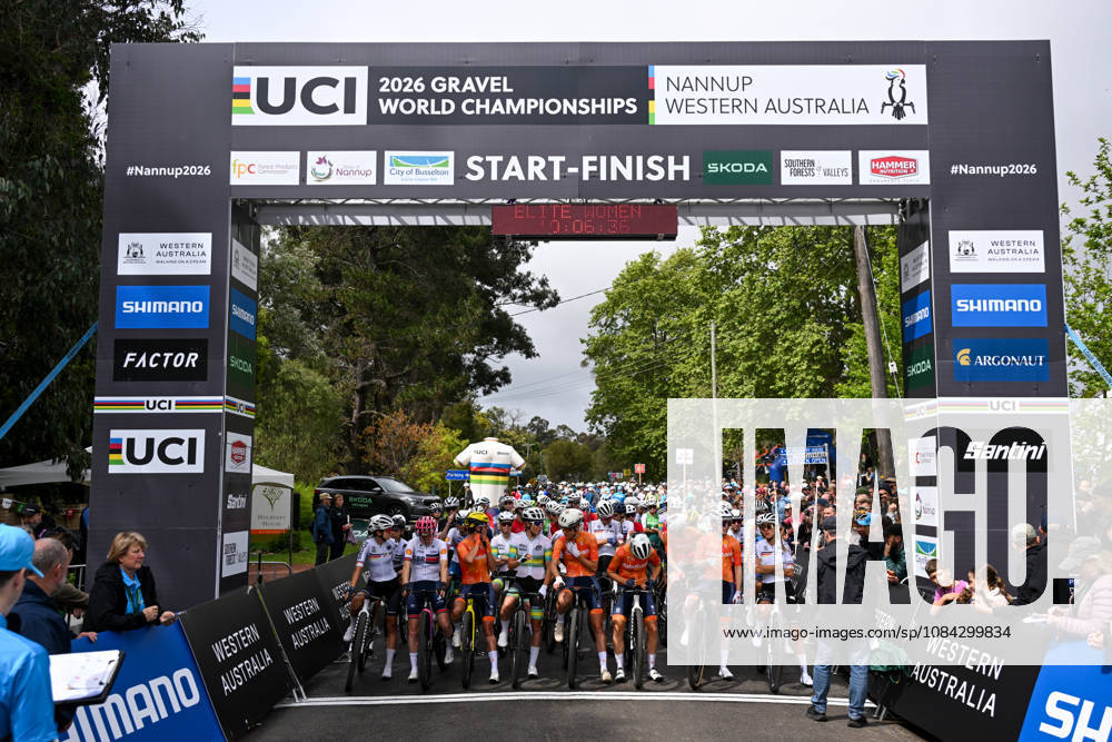 2026 UCI Gravel World Championships Picture by Zac Williams SWpix.com - 10 10 2026 - Cycling - 2026 UCI Gravel World Championships - Nannup, Western Australia, Australia - Womens Elite - Riders line up on the start line