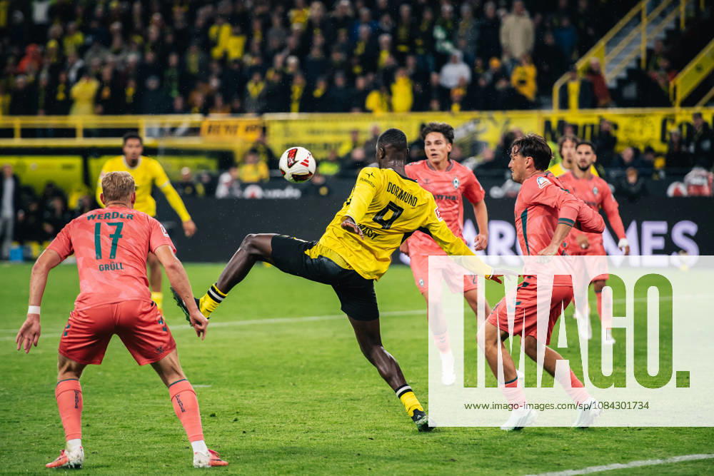 Borussia Dortmund v SV Werder Bremen - Bundesliga 2026 27 Serhou Guirassy of Borussia Dortmund in action during the Bundesliga match between Borussia Dortmund and SV Werder Bremen at Signal Iduna Park in Dortmund, Germany, on October 9, 2026. Dortmund Germany