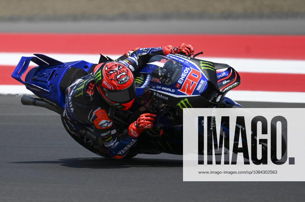 (261010) -- LOMBOK, Oct. 10, 2026 -- Monster Energy Yamaha MotoGP Team s Fabio Quartararo of France races during the qualifying 2 at the Pertamina Grand Prix of Indonesia 2026 at Mandalika International circuit in Lombok, Indonesia, Oct. 10, 2026. ) (SP)INDONESIA-LOMBOK-MOTOGP-GRAND PRIX OF INDONESIA-QUALIFYING 2 Zulkarnain