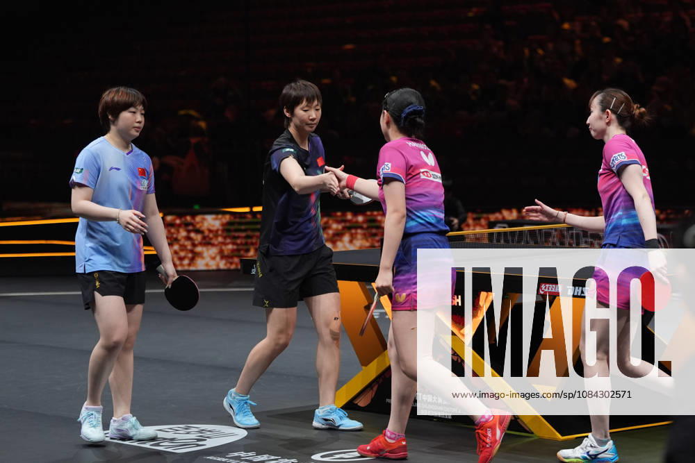 (261010) -- BEIJING, Oct. 10, 2026 -- Wang Manyu (2nd L) Kuai Man (1st L) of China and Harimoto Miwa (2nd R) Hayata Hina of Japan greet each other after their women s doubles final match at 2026 World Table tennis, Tischtennis (WTT) China Smash in Beijing, China, Oct. 10, 2026. ) (SP)CHINA-BEIJING-TABLE TENNIS-WTT-CHINA SMASH-WOMEN S DOUBLES (CN) XiexHan