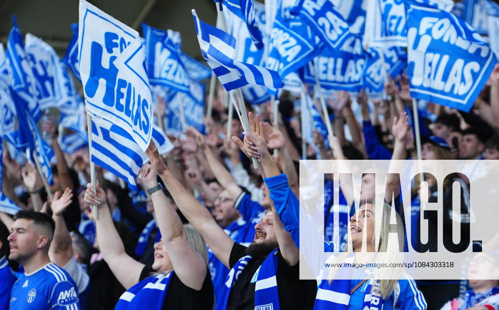 AUSTRALIA CUP SOUTH MELBOURNE VICTORY, South Melbourne FC supporters in the crowd during the Australia Cup final match between South Melbourne FC and Melbourne Victory FC at AAMI Park in Melbourne, Saturday, October 10, 2026. ( NO ARCHIVING, MELBOURNE VICTORIA Australia