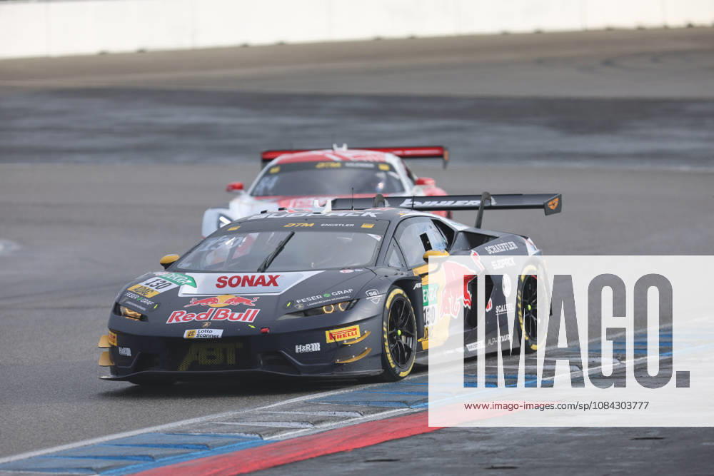 Hockenheim, Deutschland 09.- 11. Oktober 2026: DTM - 2026 - Saisonfinale - Hockenheimring - Samstag Qualifikation Im Bild: Luca Engstler (GER 130) vor Tom Kalender (GER 84) Hockenheimring Baden Württemberg