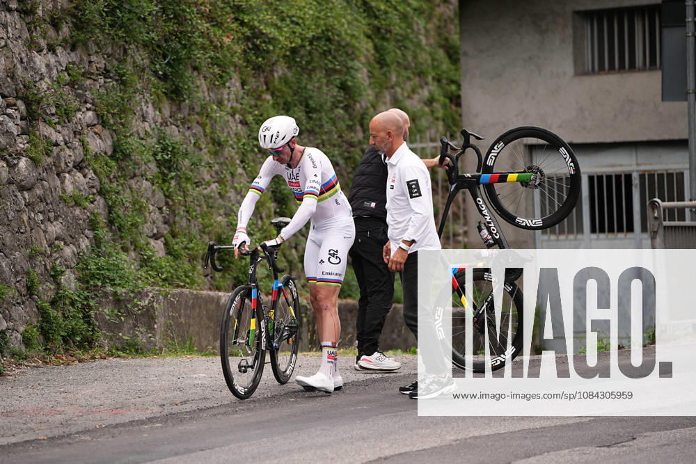 Brandon McNulty (USA) of UAE Team Emirates makes a bike change during the 120th edition of the Il Lombardia, Tour of Lombardy cycling race, a 239 km one day race from Bergamo to Como on October 10, 2026, Italy.