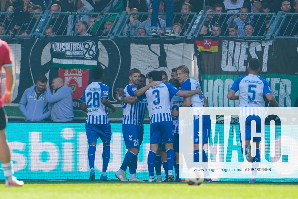 Deutschland: Fussball 2. Bundesliga 2026 2027, 7. Spieltag - 1. FC Magdeburg vs Hannover 96 - Avnet Arena (Magdeburg): Tor und Torjubel zum Moritz Kwarteng (1. FC Magdeburg, 10) Anselmo Garcia MacNulty Anselmo Garcia MacNulty (1. FC Magdeburg, 3) Luka Hyryläinen Luka Hyrylainen (1. FC Magdeburg, 38) Tobias Müller Tobias Mueller (1. FC Magdeburg, 5)
