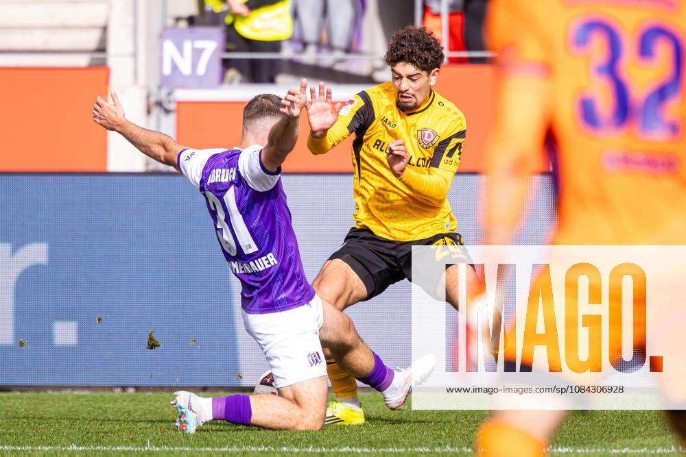(L-R) Adrian Beck (VfL Osnabrueck, 21) im Zweikampf mit Theo Janotta (VfL Osnabrueck, 20) GER, VfL Osnabrueck vs. SG Dynamo Dresden, Fussball, 2. Bundesliga, 7. Spieltag, Spielzeit 2026 2027, 10.10.2026 DFL Regulations prohibit any use of photographers as image sequences and or quasi-video. GER, VfL Osnabrueck vs. SG Dynamo Dresden, Fussball, 2. Bundesliga, 7. Spieltag, Spielzeit 2026 2027, 10.10.2026 Osnabrueck
