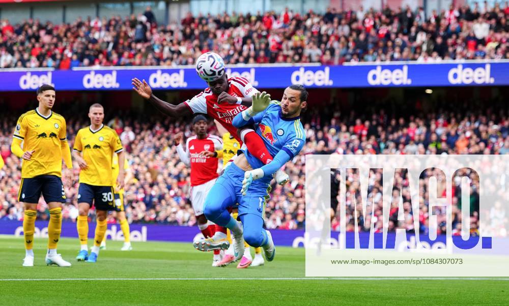 Leeds United goalkeeper James Trafford denies Bukayo Saka of Arsenal Arsenal v Leeds United, Premier League, Football, Emirates Stadium, London, UK - 10 Oct 2026London Emirates Stadium United Kingdom