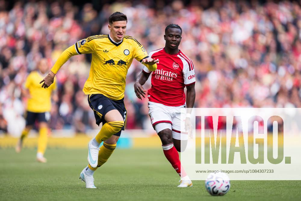 Bukayo Saka of Arsenal and Tarik Muharemovic of Leeds United battle for possession Arsenal v Leeds United, Premier League, Football, Emirates Stadium, London, UK - 10 Oct 2026London Emirates Stadium United Kingdom