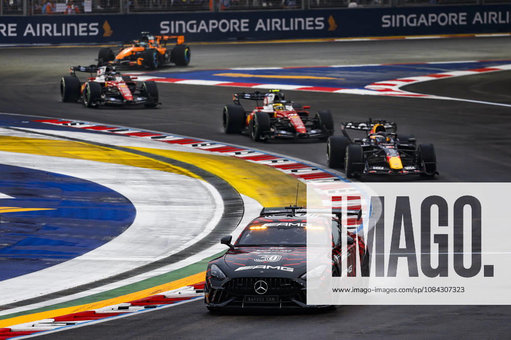 F1 - SINGAPORE GRAND PRIX 2026 Safety Car during the 2026 Formula 1 Singapore Grand Prix, 17th round of the 2026 Formula One World Championship, WM, Weltmeisterschaft from October 9 to 11, 2026 on the Marina Bay Street Circuit, in Singapore, Singapore - SingaporeSingapore