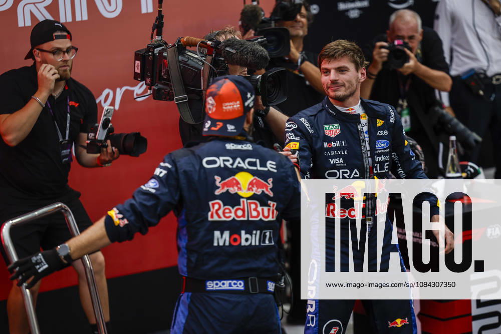 F1 - SINGAPORE GRAND PRIX 2026 VERSTAPPEN Max (nld), Red Bull Racing Ford RB22, portrait during the 2026 Formula 1 Singapore Grand Prix, 17th round of the 2026 Formula One World Championship, WM, Weltmeisterschaft from October 9 to 11, 2026 on the Marina Bay Street Circuit, in Singapore, Singapore - SingaporeSingapore