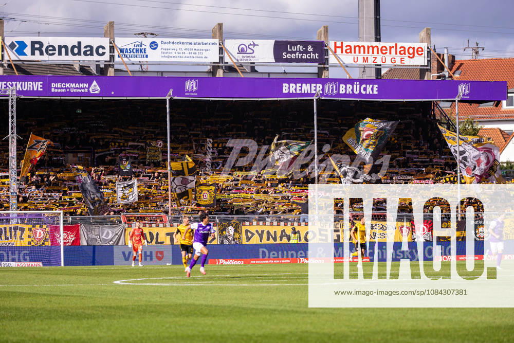 Die Fans von SG Dynamo Dresden im Gaesteblock GER, VfL Osnabrueck vs. SG Dynamo Dresden, Fussball, 2. Bundesliga, 7. Spieltag, Spielzeit 2026 2027, 10.10.2026 DFL Regulations prohibit any use of photographers as image sequences and or quasi-video. GER, VfL Osnabrueck vs. SG Dynamo Dresden, Fussball, 2. Bundesliga, 7. Spieltag, Spielzeit 2026 2027, 10.10.2026 Osnabrueck