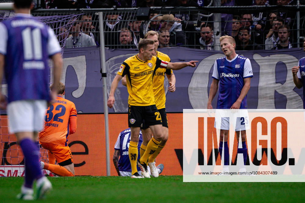 Torjubel zum 0:1 durch Niklas Hauptmann 27 (Dresden), VfL Osnabrueck vs. SG Dynamo Dresden, Fussball, 2. Liga, 07. Spieltag, 10.10.2026 DFL regulations prohibit any use of photographs as image sequences and or quasi-video Osnabrueck Niedersachsen Deutschland