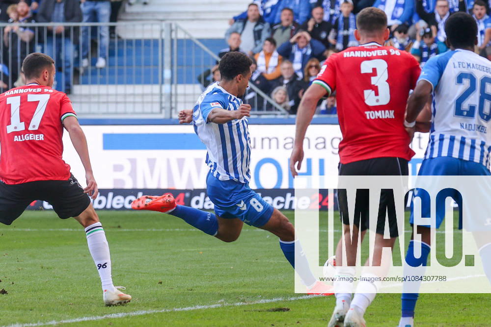 Fussball - 2.Bundesliga 1.FC Magdeburg - Hannover 96, v.l. Tor zum 2:0 durch Emmanuel Iyoha (Magdeburg, 8) Magdeburg