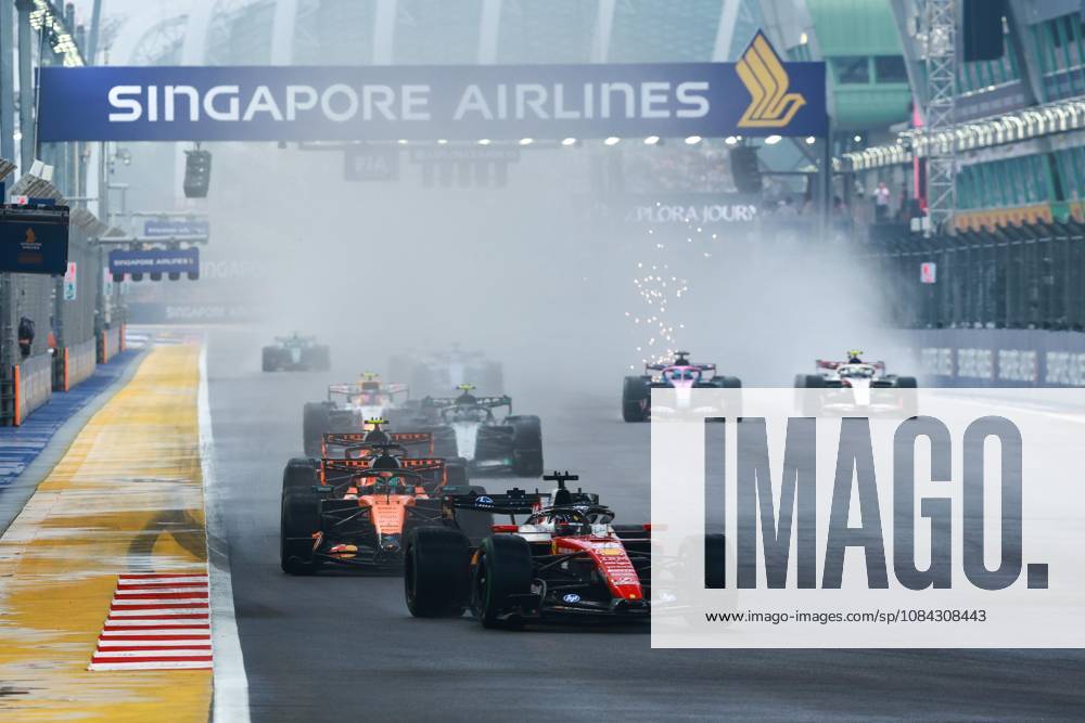16 LECLERC Charles (mco), Scuderia Ferrari SF-26, action F1 GP 17 Singapore 2026 F1 GP 17 Singapore 2026 81 PIASTRI Oscar (aus), McLaren F1 Team MCL40, action F1 GP 17 Singapore 2026 Singapore