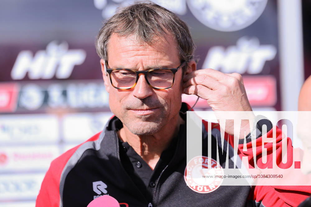Fußball, SC Fortuna Köln - 1. FC Saarbrücken, 3.Liga, Südstation, 8. Spieltag, Saison 2026 2027: Cheftrainer Argirios Giannikis(1. FC Saarbrücken hc) im Interview DFB regulations prohibit any use of photographs as image sequences and or quasi-video. Nordrhein-Westfalen Deutschland