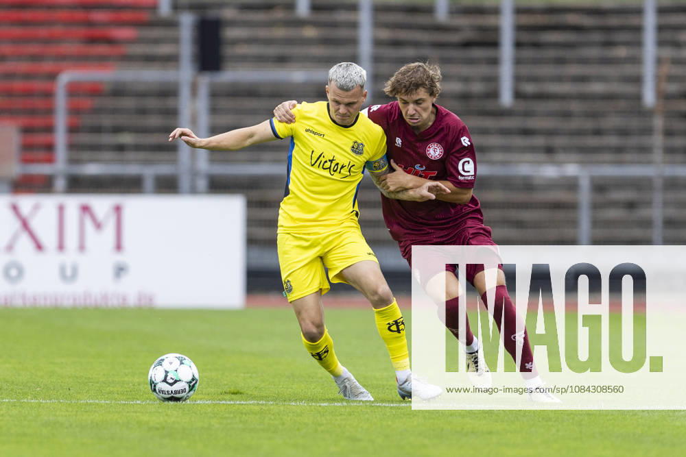 3. Liga, Fortuna Köln - 1. FC Saarbrücken; 10.10.2026 Florian Pick (1. FC Saarbrücken, 20), Maximilian Fischer (Fortuna Köln, 3). 3. Liga, Fortuna Köln - 1. FC Saarbrücken, 8. Spieltag, am 10.10.2026, Südstadion, Köln. DFB regulations prohibit any use of photographs as image sequences and or quasi-video