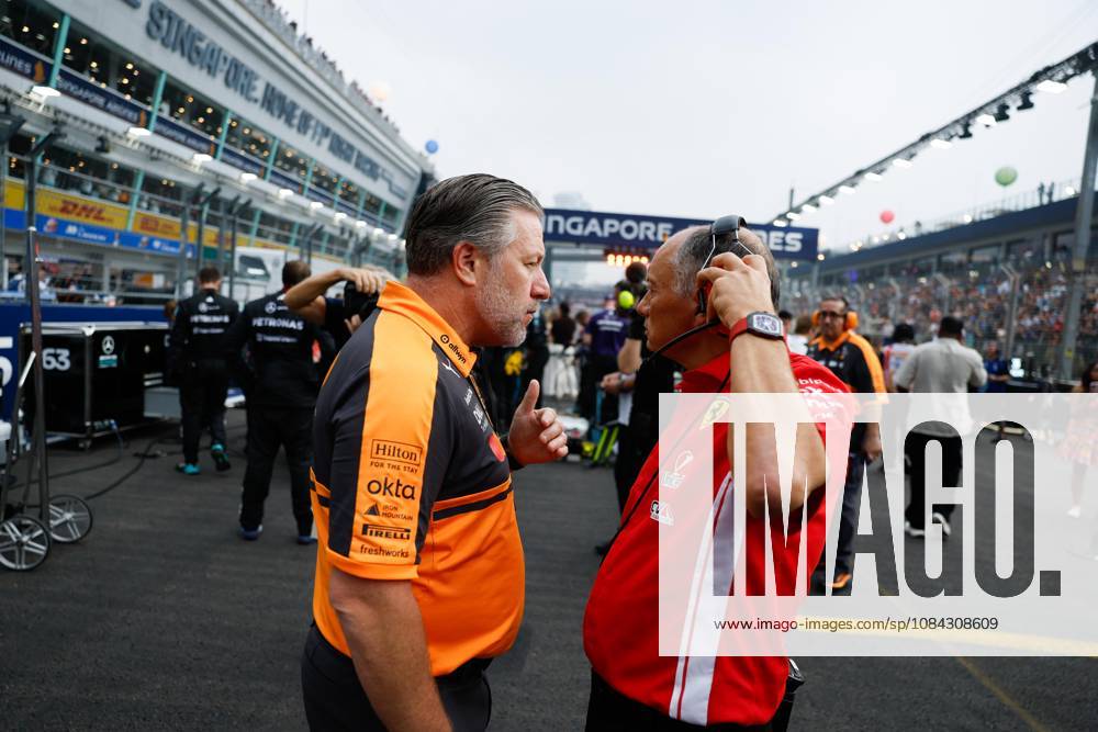 BROWN Zak (usa), CEO of of McLaren Racing, portrait VASSEUR Frà dà ric (fra), Team Principal & General Manager of the Scuderia Ferrari, portrait F1 GP 17 Singapore 2026 F1 GP 17 Singapore 2026 81 PIASTRI Oscar (aus), McLaren F1 Team MCL40, action F1 GP 17 Singapore 2026 Singapore