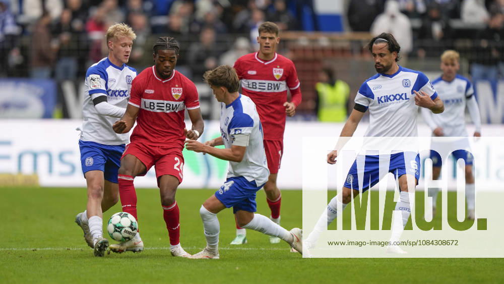 Hänsch-Arena, Meppen, GER, 3. Liga, 9. Spieltag: SV Meppen vs VfB Stuttgart II, Dominique Domröse (SV Meppen 2) und Thorben Deters (SV Meppen 14) vs Joyeux Masanka Bungi (VfB Stuttgart II 24) DFL REGULATIONS PROHIBIT ANY USE OF PHOTOGRAPHS AS IMAGE SEQUENCES AND OR QUASI-VIDEO. Meppen Niedersachsen Hänsch-Arena