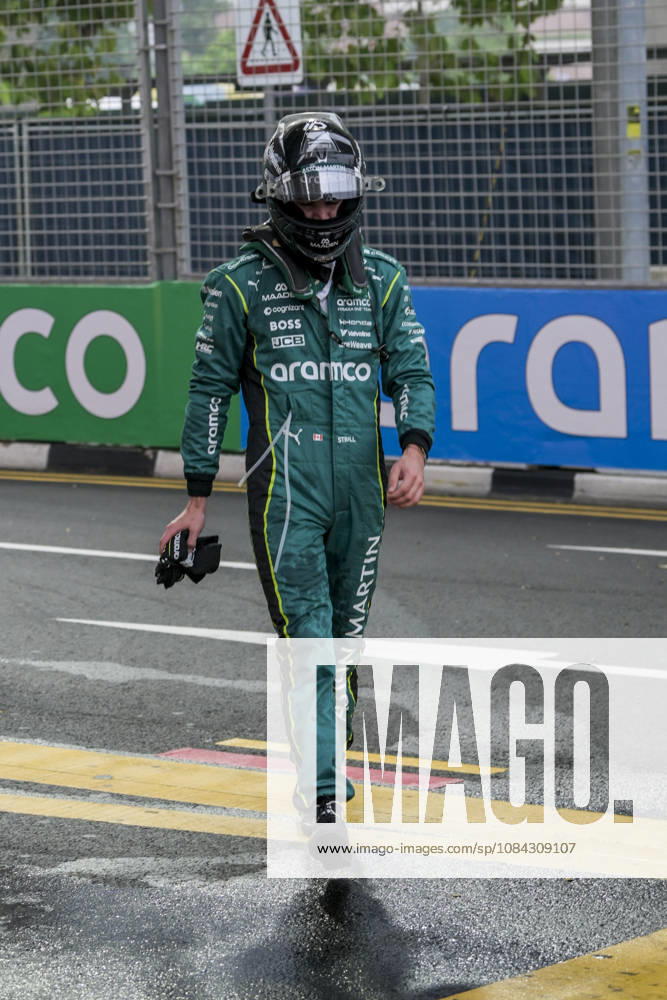 George Russell of Mercedes gets out of his car after colliding with Sergio Perez of Cadillac during the sprint on Saturday 10th October , Singapore Grand Prix 2026, Marina Bay Street Circuit. Formula 1: Singapore Grand Prix 2026 - ZUMAc251 20261010_znp_c251_036