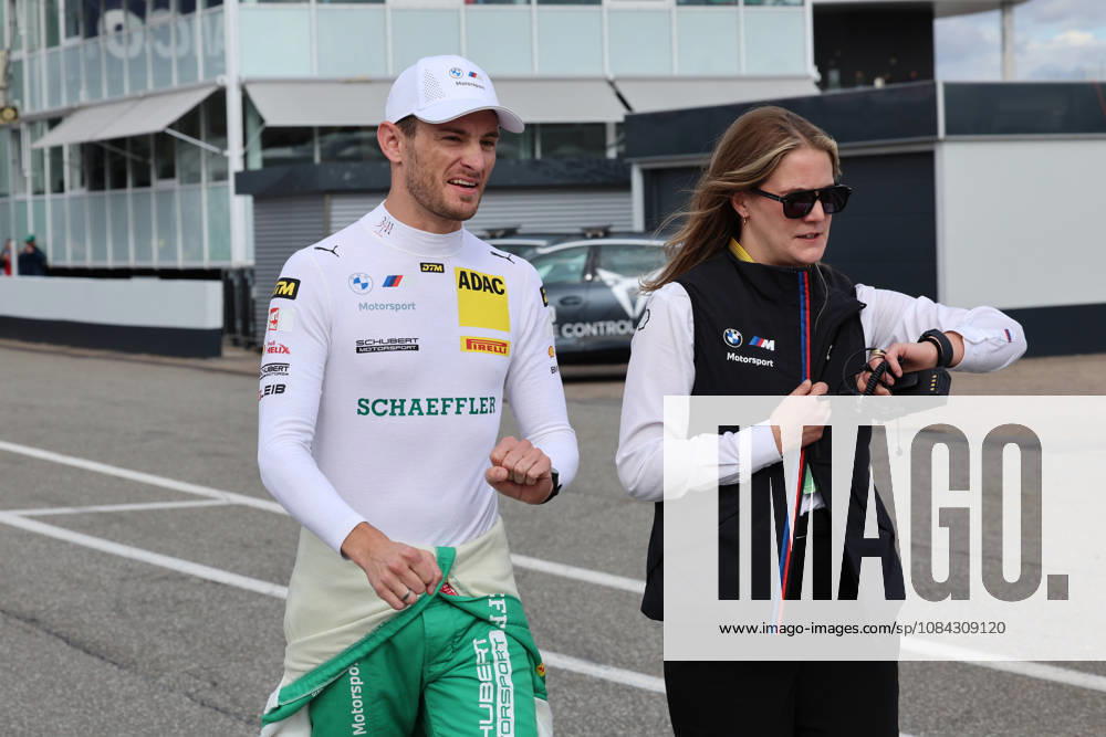 Hockenheim, Deutschland 09.- 11. Oktober 2026: DTM - 2026 - Saisonfinale - Hockenheimring - Samstag Rennen 1 Im Bild: Marco Wittmann (GER 11) im Portrait mit Physio Hockenheimring Baden Württemberg