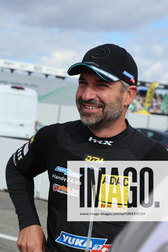 Hockenheim, Deutschland 09.- 11. Oktober 2026: DTM - 2026 - Saisonfinale - Hockenheimring - Samstag Rennen 1 Im Bild: Timo Glock (GER 16) im Portrait Hockenheimring Baden Württemberg