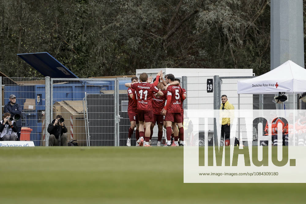 Fussball 3.Liga, SG Sonnenhof Grossaspach - SV Waldhof Mannheim v.l. Jubel über das 1:0 durch Luca Molinari (SG Sonnenhof Großaspach, 21)