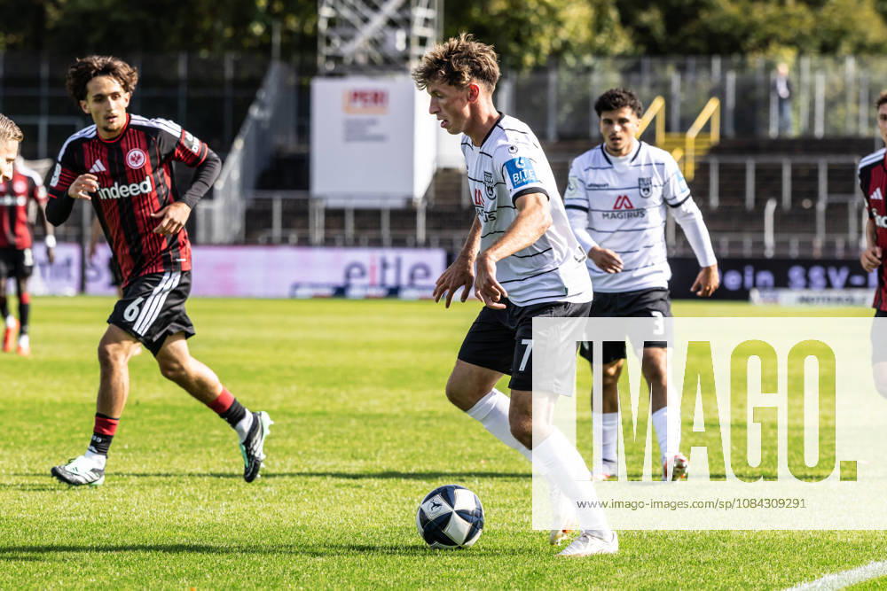SSV Ulm 1846 Fußball vs. Eintracht Frankfurt II, Fussball, Regionalliga Südwest, 11. Spieltag, Donaustadion Ulm 10.10.26 Benjamin Goller (SSV Ulm 1846 Fußball, 07) SSV Ulm 1846 Fußball vs. Eintracht Frankfurt II, Fussball, Regionalliga Südwest, 11. Spieltag, Donaustadion Ulm 10.10.26 Foto: Lucca Fundel Ulm Donaustadion Baden-Württemberg Deutschland