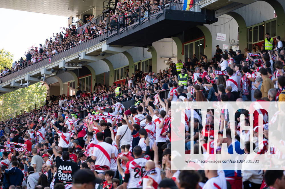 ESP: LaLiga EA Sports Rayo Vallecano v Athletic Club Rayo Vallecano fans protesting to Raul Martin Presa president of Rayo Vallecano during LaLiga EA Sports between Rayo Vallecano v Athletic Club played at Vallecas Stadium in Madrid on October 10, 2026 in Spain Spain Futbol