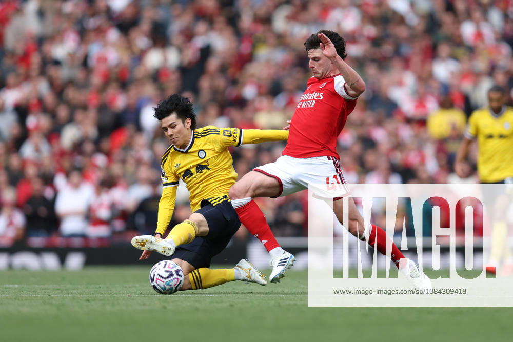 Arsenal v Leeds United 10 October 2026, London - Premier League Football - Arsenal v Leeds United - Ao Tanaka of Leeds United dispossesses Declan Rice of Arsenal - Photo: Charlotte Wilson Offside. London UK