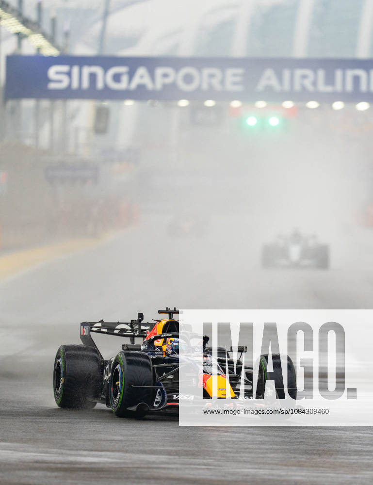2026 Formula 1 Singapore Grand Prix - Sprint MAX VERSTAPPEN 1 (NED) of Oracle Red Bull Racing (Red Bull Racing RB22) during Qualifying day on Saturday during the Formula 1 Singapore Airlines Singapore Grand Prix 2026 at Marina Bay Street Circuit, Singapore, on October 10, 2026. Photo by Antoine LAPEYRE Reveries Agency via ABACAPRESS.COM Singapore Singapore