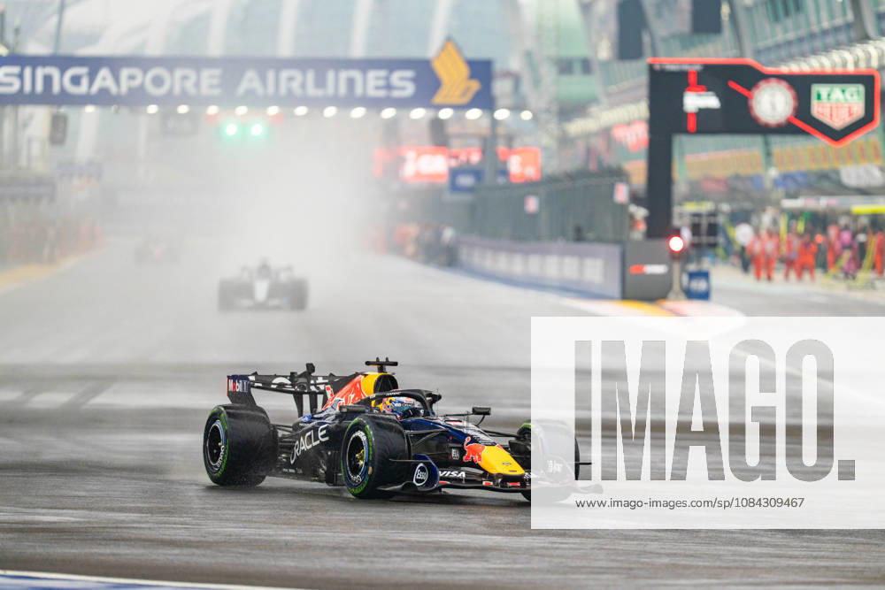 2026 Formula 1 Singapore Grand Prix - Sprint MAX VERSTAPPEN 1 (NED) of Oracle Red Bull Racing (Red Bull Racing RB22) during Qualifying day on Saturday during the Formula 1 Singapore Airlines Singapore Grand Prix 2026 at Marina Bay Street Circuit, Singapore, on October 10, 2026. Photo by Antoine LAPEYRE Reveries Agency via ABACAPRESS.COM Singapore Singapore
