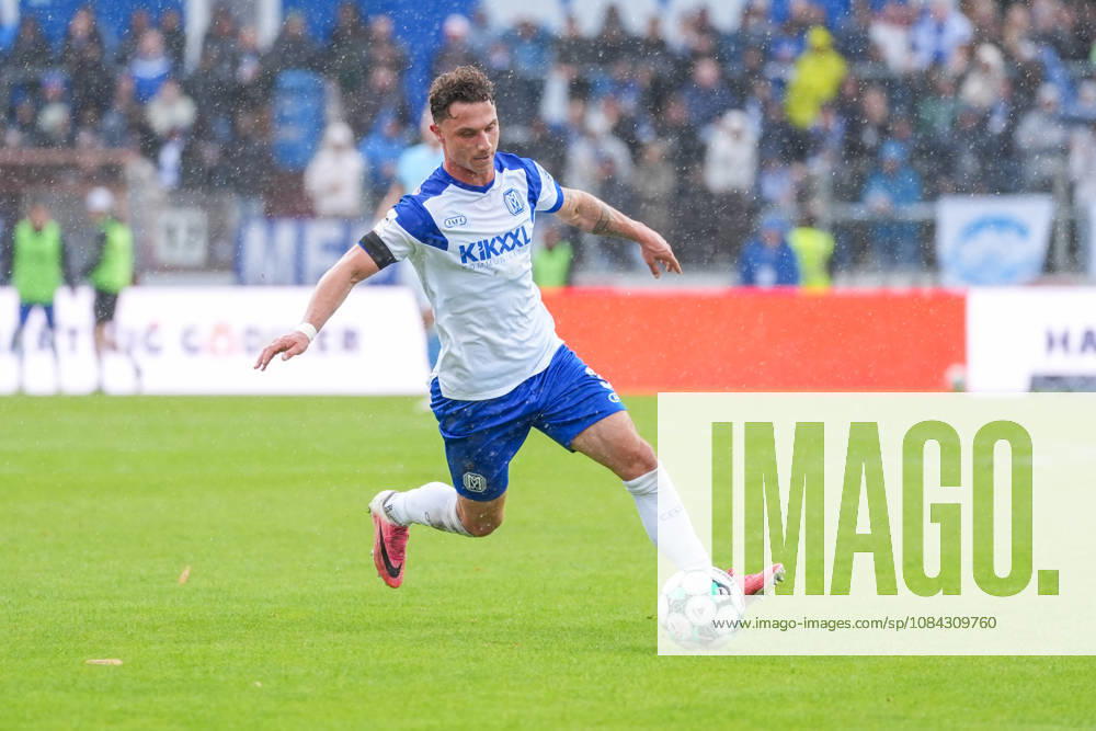 Deutschland: Fussball, 3. Liga, 8. Spieltag, Hänsch-Arena, Meppen, Emsland, Niedersachsen, SV Meppen vs. VfB Stuttgart U21, U 21 VfB Stuttgart II: Luis Sprekelmeyer (SV Meppen, 19)