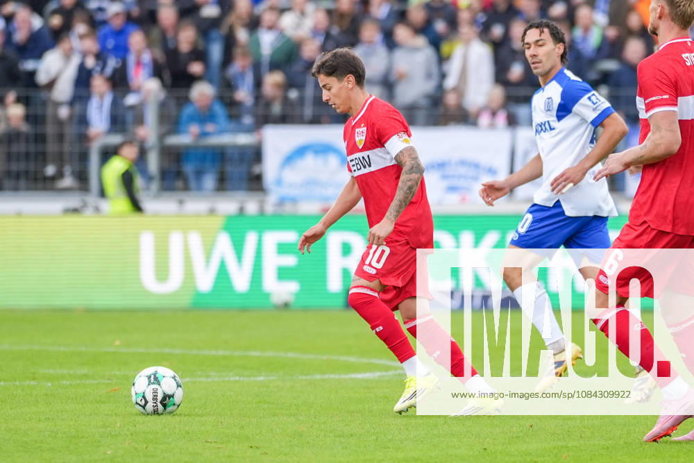 Deutschland: Fussball, 3. Liga, 8. Spieltag, Hänsch-Arena, Meppen, Emsland, Niedersachsen, SV Meppen vs. VfB Stuttgart U21, U 21 VfB Stuttgart II: Nicolas Sessa (VfB Stuttgart U21, 10)