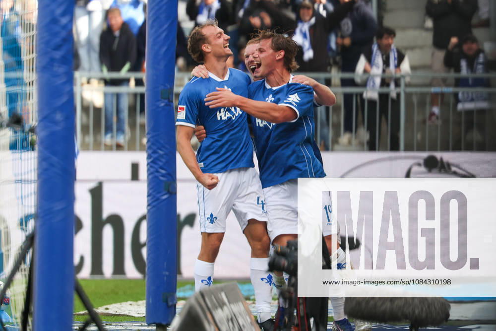 2026.10.10 Fussball 2.Bundesliga SV Darmstadt 98 - Energie Cottbus v.l., Yannik Luehrs (SV Darmstadt 98), Kai Klefisch (SV Darmstadt 98) and Fynn Luca Lakenmacher (SV Darmstadt 98) seen celebrating after scoring goal to 3:1