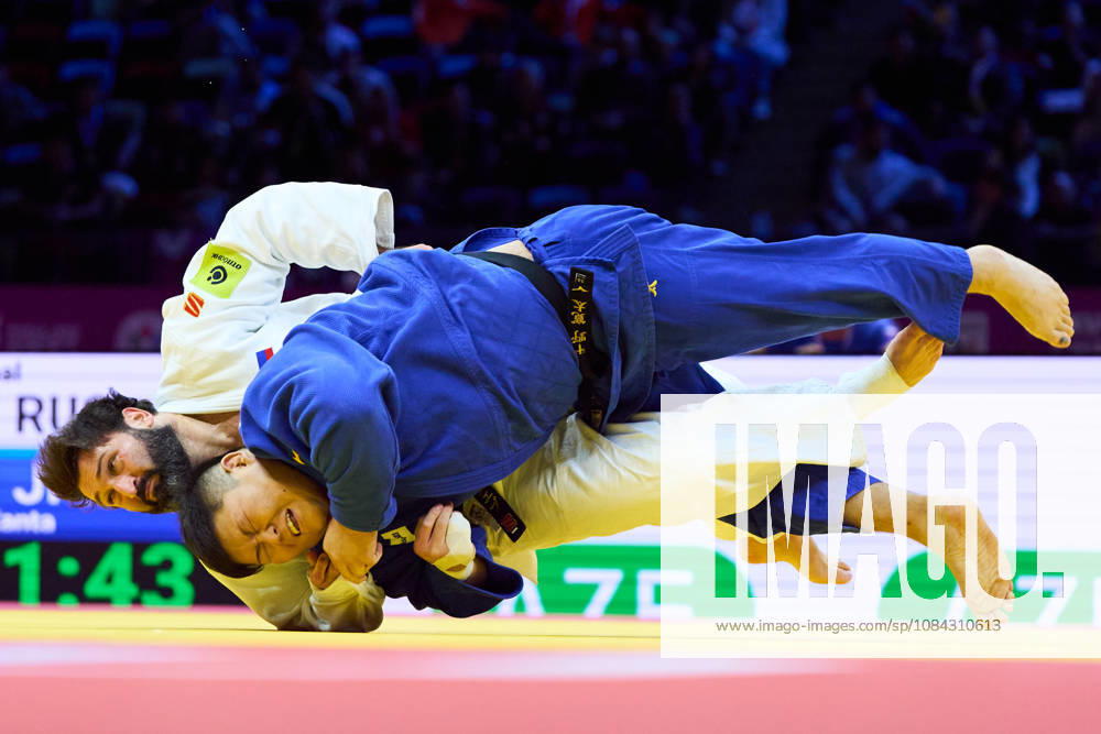 (L-R) Tasoev Inal (RUS), Kanta Nakano (JPN), OCTOBER 10, 2026 -Judo : World Judo Championships BAKU2026 Mens +100kg3rd Round match at National Gymnastics Arena in Baku, Azerbaijan. aflo_354753193 KenxAsakurax