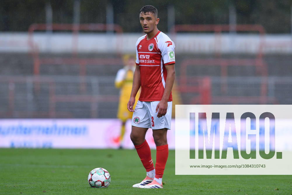 Fußball Regionalliga West 12. Spieltag Rot-Weiß Oberhausen - 1. FC Bocholt am 10.10.2026 im Stadion Niederrhein in Oberhausen Kerem Yalcin ( Oberhausen )