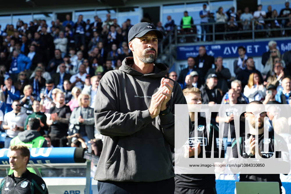 Trainer Sandro Wagner (Hannover 96) - 2. Fussball Bundesliga Saison 2026-2027 1. FC Magdeburg vs. Hannover 96 in der Avnet Arena in Magdeburg - Fußball,Mann,Männer,Deutschland