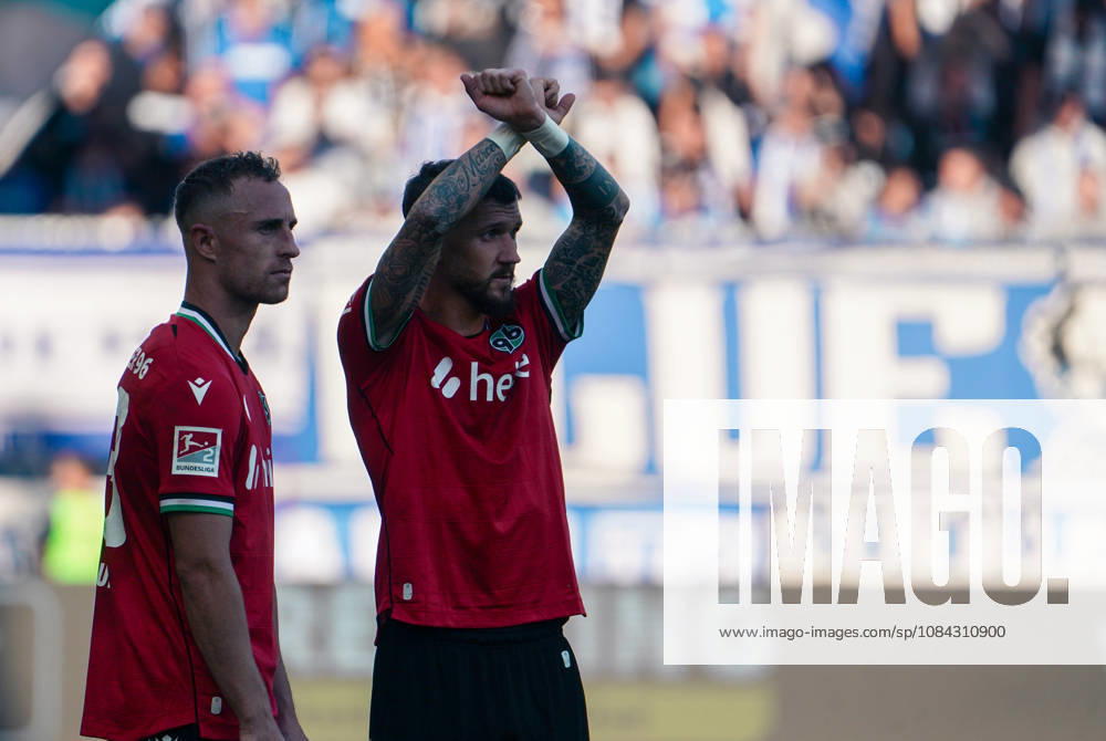 Deutschland: Fussball 2. Bundesliga 2026 2027, 7. Spieltag - 1. FC Magdeburg vs Hannover 96 - Avnet Arena (Magdeburg): Freistoß Marcel Hartel (Hannover 96, 10)