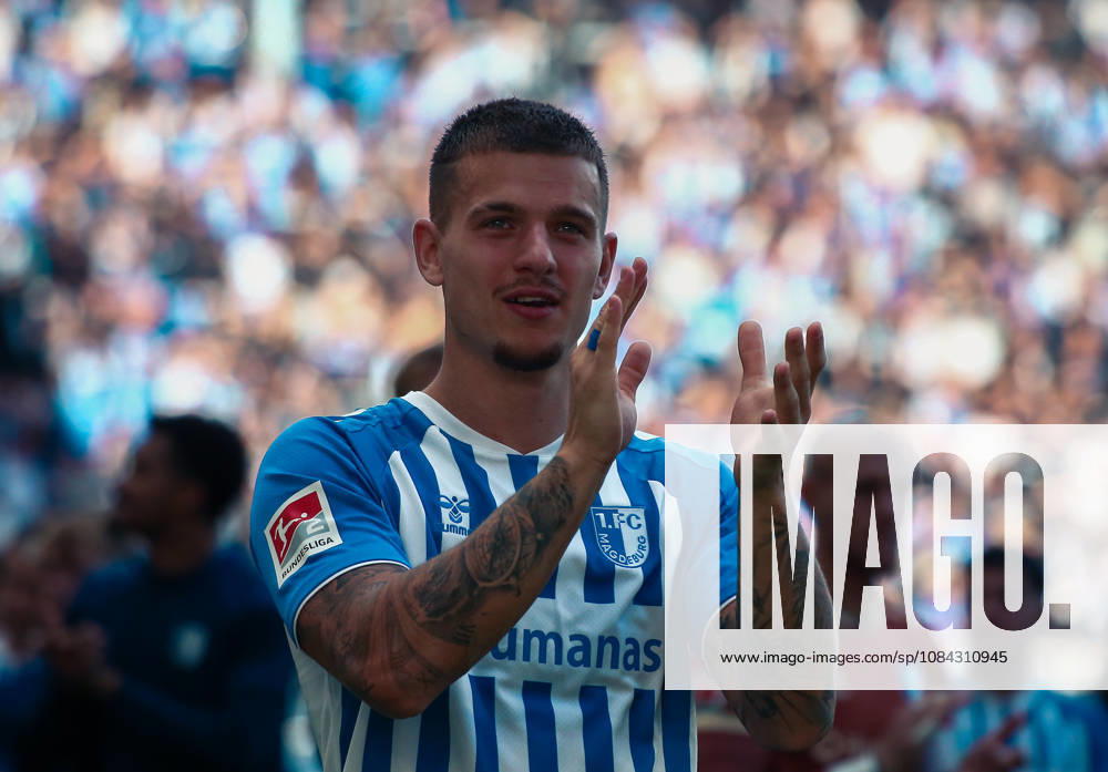 Deutschland: Fussball 2. Bundesliga 2026 2027, 7. Spieltag - 1. FC Magdeburg vs Hannover 96 - Avnet Arena (Magdeburg): Siegesjubel Mateusz Å»ukowski Mateusz Zukowski (1. FC Magdeburg, 22)
