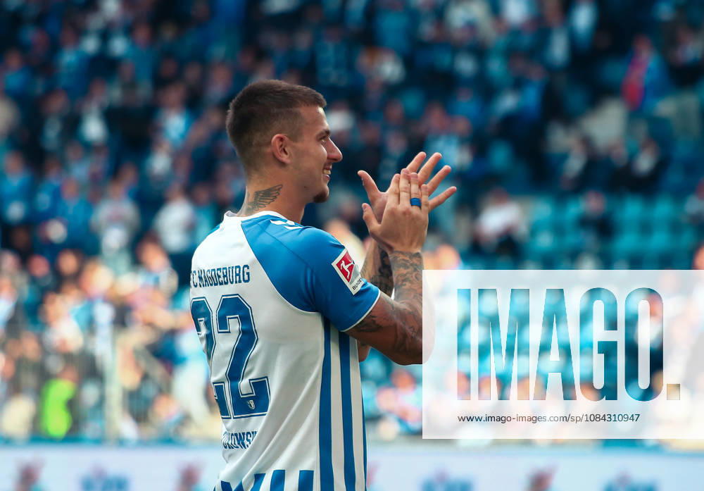 Deutschland: Fussball 2. Bundesliga 2026 2027, 7. Spieltag - 1. FC Magdeburg vs Hannover 96 - Avnet Arena (Magdeburg): Siegesjubel Mateusz Żukowski Mateusz Zukowski (1. FC Magdeburg, 22)