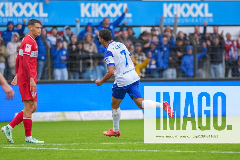 Deutschland: Fussball, 3. Liga, 8. Spieltag, Hänsch-Arena, Meppen, Emsland, Niedersachsen, SV Meppen vs. VfB Stuttgart U21, U 21 VfB Stuttgart II: Jubel Oliver Schmitt (SV Meppen, 7) über sein Tor zum 1:1.