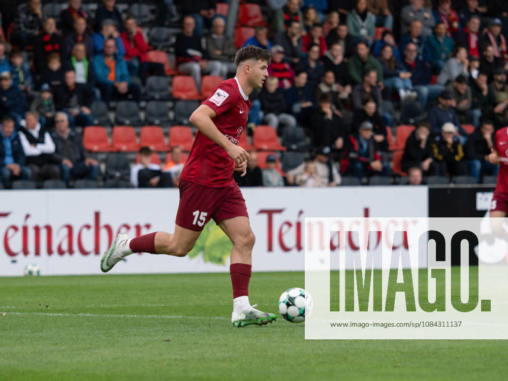 Claudio Kammerknecht (SV Waldhof Mannheim, 15) am Ball GER, Fussball, SG Sonnenhof Grossaspach vs. SV Waldhof Mannheim, 3. Liga, 8. Spieltag, Aspach, Saison 2026 2027, 10.10.2026 GER, Fussball, SG Sonnenhof Grossaspach vs. SV Waldhof Mannheim, 3. Liga, 8. Spieltag, Aspach, Saison 2026 2027, 10.10.2026 Aspach