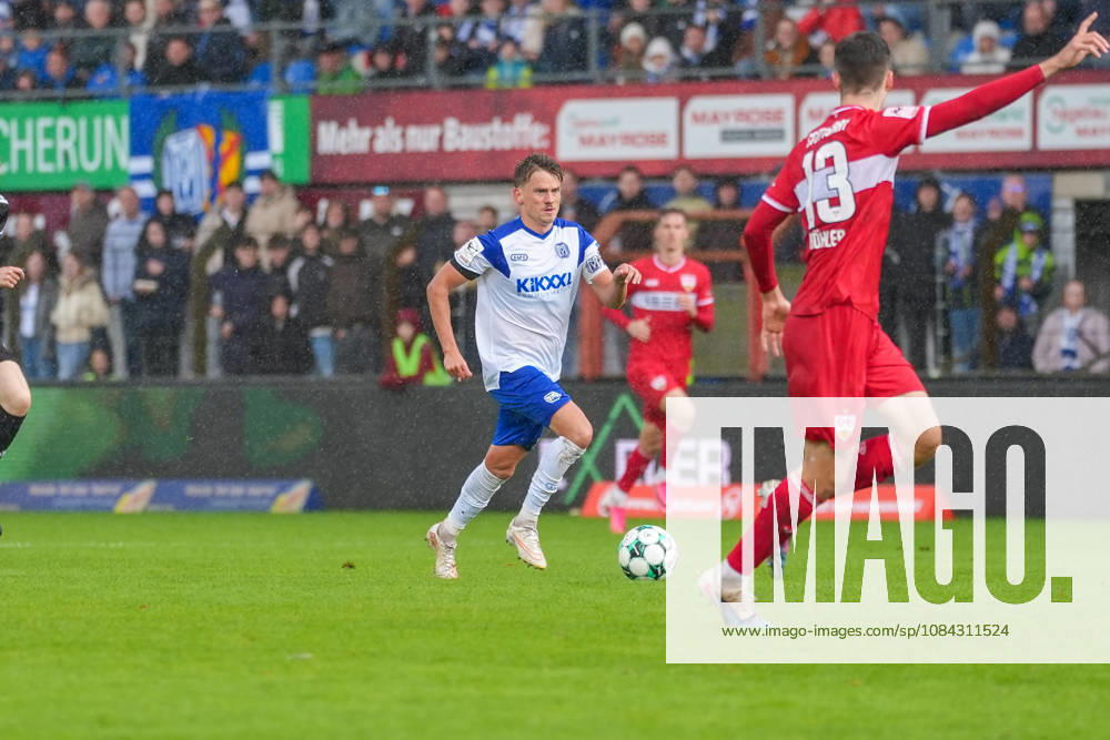 Deutschland: Fussball, 3. Liga, 8. Spieltag, Hänsch-Arena, Meppen, Emsland, Niedersachsen, SV Meppen vs. VfB Stuttgart U21, U 21 VfB Stuttgart II: Thorben Deters (SV Meppen, 14)
