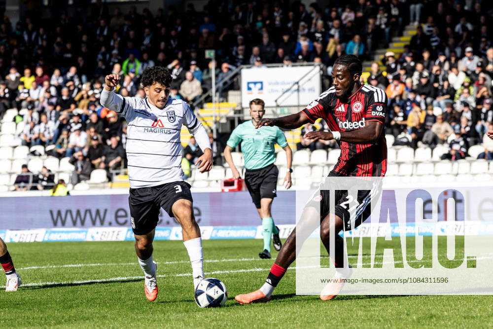 SSV Ulm 1846 Fußball vs. Eintracht Frankfurt II, Fussball, Regionalliga Südwest, 11. Spieltag, Donaustadion Ulm 10.10.26 v.l. Alexandre Azevedo (SSV Ulm 1846 Fußball, 03), Collin Owusu Etse (Eintracht Frankfurt II, 27) SSV Ulm 1846 Fußball vs. Eintracht Frankfurt II, Fussball, Regionalliga Südwest, 11. Spieltag, Donaustadion Ulm 10.10.26 Foto: Lucca Fundel Ulm Donaustadion Baden-Württemberg Deutschland