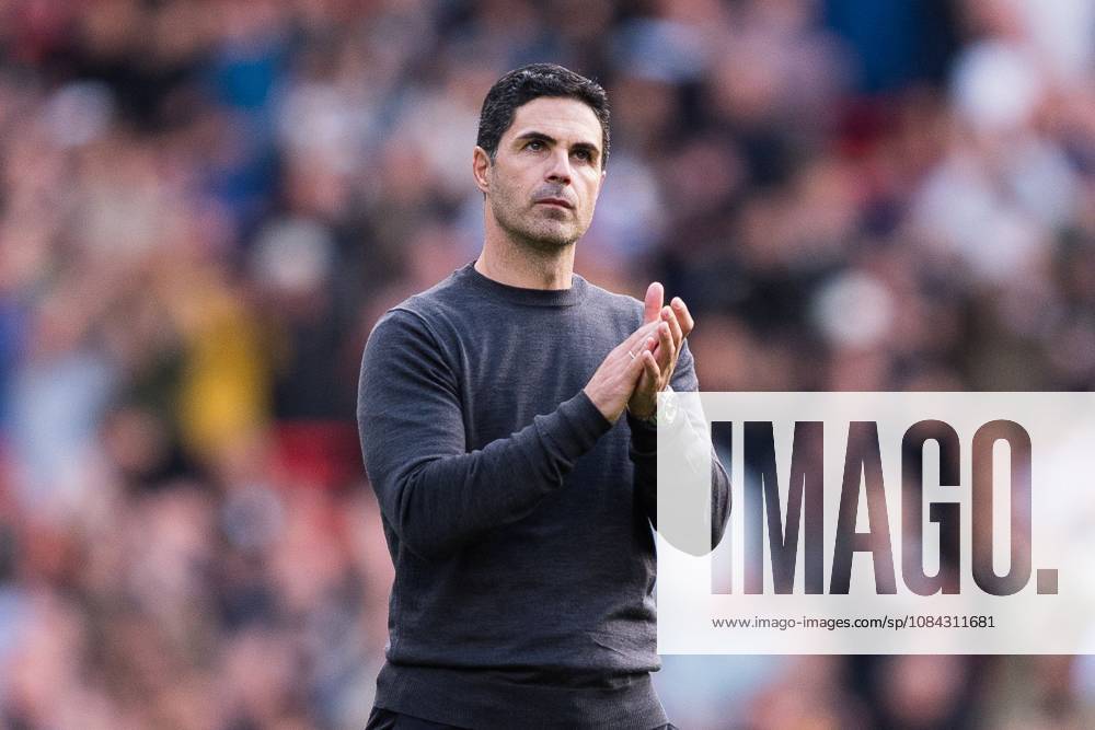 Arsenal Manager Mikel Arteta claps towards fans at full-time Arsenal v Leeds United, Premier League, Football, Emirates Stadium, London, UK - 10 Oct 2026London Emirates Stadium United Kingdom