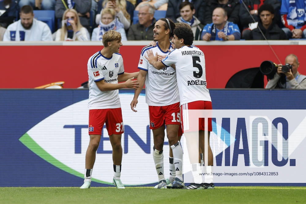 V.l.n.r.: Louis Lemke (HSV), Torschuetze, Scorer Yussuf Poulsen (HSV) und Martin Adeline (HSV), Jubel nach dem Tor zum 0:1, jubelnd, bejubelt, jubelt, jubeln, Cheers after the goal, cheering, celebrated, cheers, cheering, emotions im Bundesliga-Spiel zwischen der TSG 1899 Hoffenheim und dem Hamburger SV in der PreZero Arena, Sinsheim, Deutschland, am 10. Oktober 2026. in action during the Bundesliga match between TSG 1899 Hoffenheim and Hamburger SV at the PreZero Arena, Sinsheim, Germany, on October 10, 2026. DFB DFL REGULATIONS PROHIBIT ANY USE OF PHOTOGRAPHS AS IMAGE SEQUENCES AND OR QUASI-VIDEO,