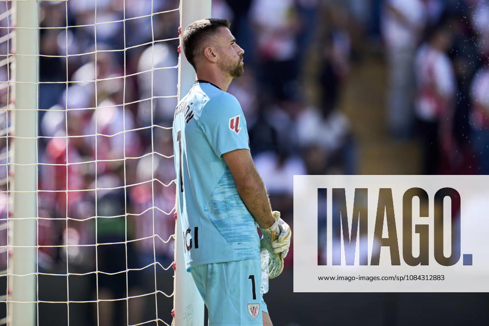 Unai Simon of Athletic Club gestures during the Spanish League, LaLiga EA Sports, football match played between Rayo Vallecano and Athletic Club at Vallecas stadium on October 10, 2026, in Madrid, Spain. Rayo Vallecano V Athletic Club - LaLiga EA Sports - ZUMAa181 20261010_zaa_a181_025