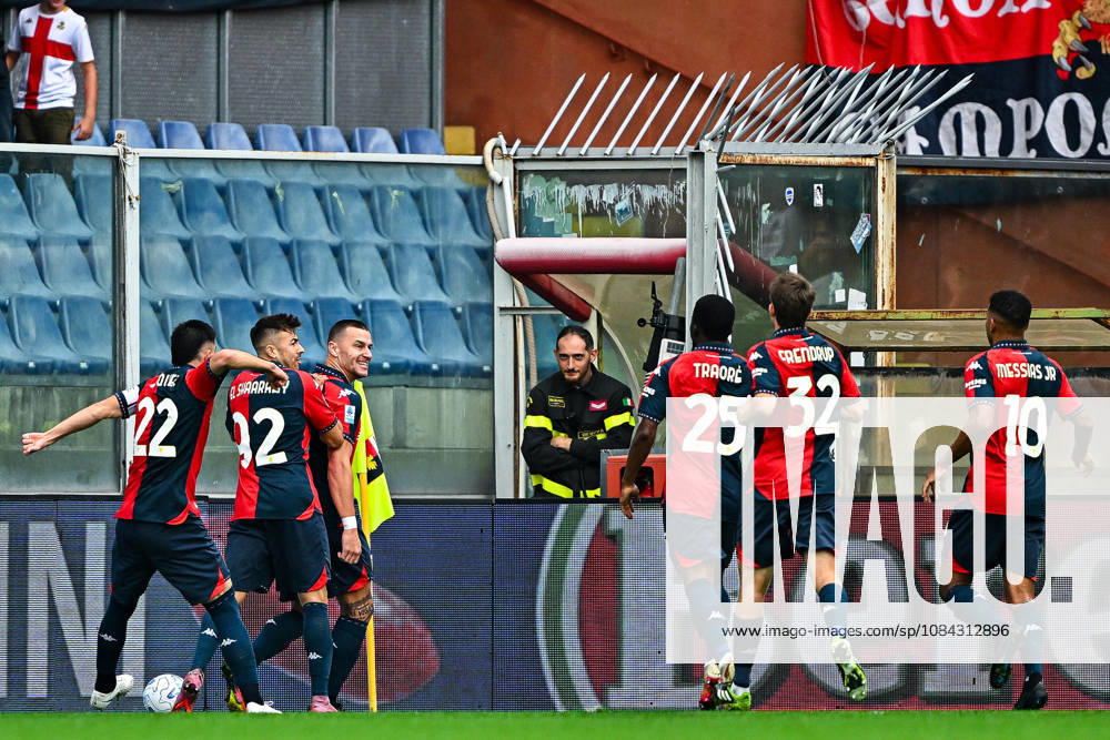 Genoas Montenegrin forward Milutin Osmajic (3rd from left) celebrates with his teammates after scoring a goal during the Italian Serie A soccer match Genoa Cfc vs Acf Fiorentina at Luigi Ferraris stadium in Genoa, Italy, 10 October 2026. ANSA STRINGER. Serie A - Genoa Cfc Vs Acf Fiorentina - ZUMAa110 20261010_zaf_a110_001