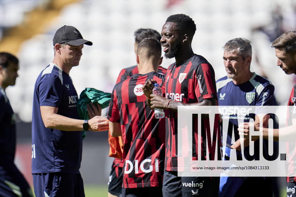 Inaki Williams of Athletic Club warms up during the Spanish League, LaLiga EA Sports, football match played between Rayo Vallecano and Athletic Club at Vallecas stadium on October 10, 2026, in Madrid, Spain. Madrid Spain - ZUMAa181 20261010_zaa_a181_004