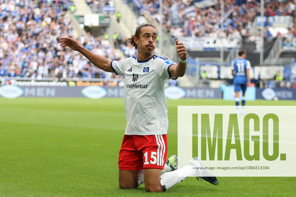 Fussball 1.Bundesliga, TSG 1899 Hoffenheim - Hamburger SV v.l. Goal scored, Tor zum 0:1 Yussuf Poulsen (Hamburger SV) Torjubel, Goal celebration, celebrate the goal, celebrates scoring Sinsheim